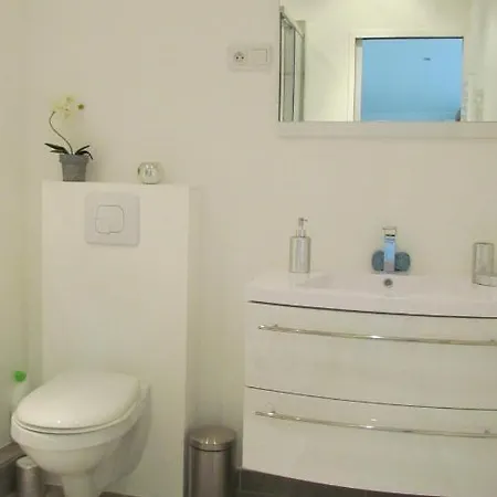 Gite Le Jardin Apartment *